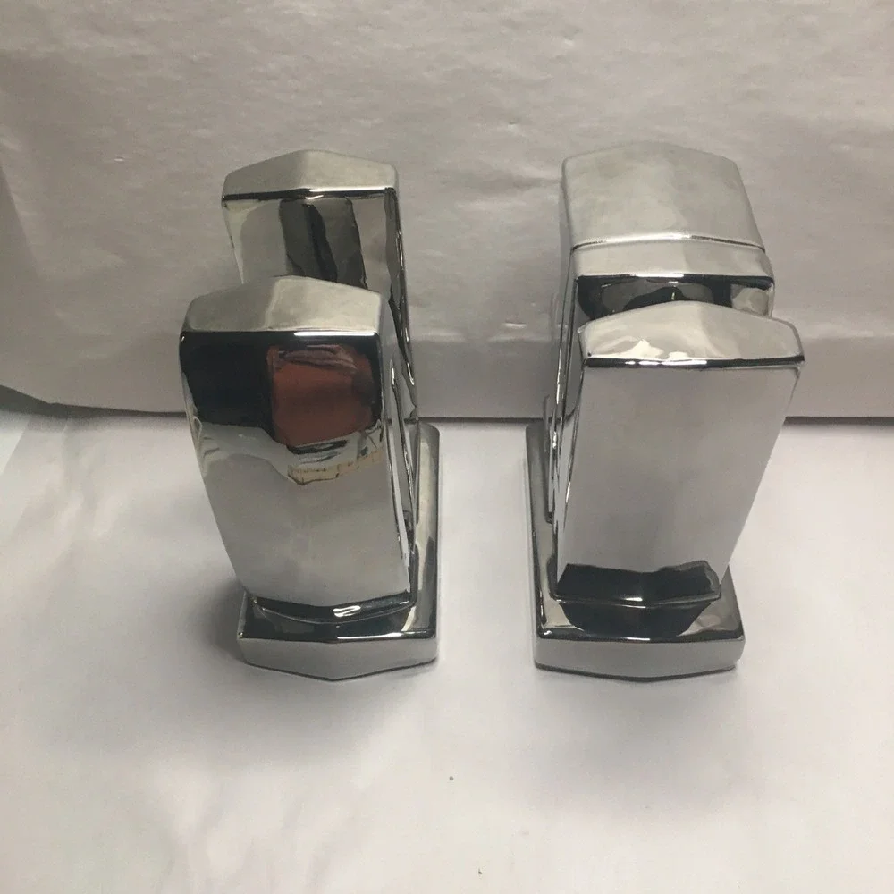 PIER 1 Imports LOVE Bookends Mirrored Silver Valentine's Gift Read Description